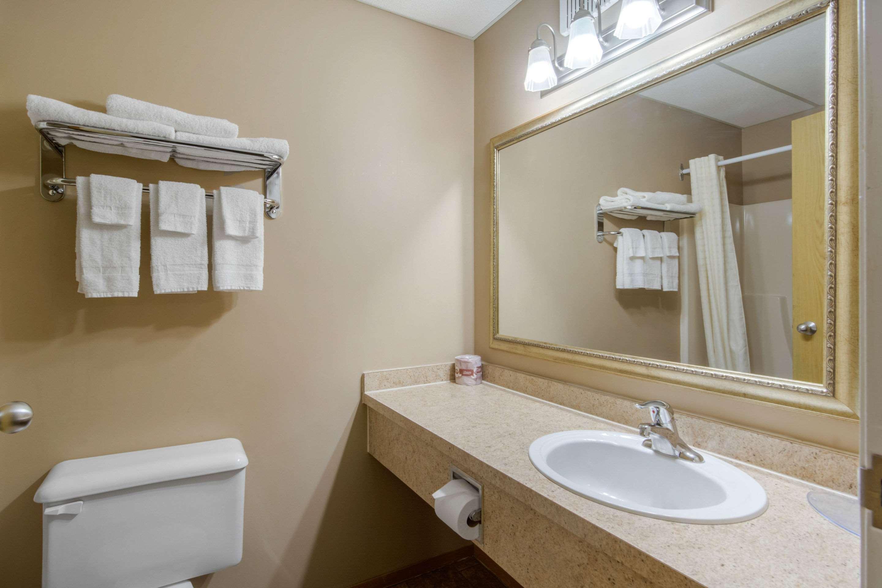 Econo Lodge Реджайна Екстер'єр фото