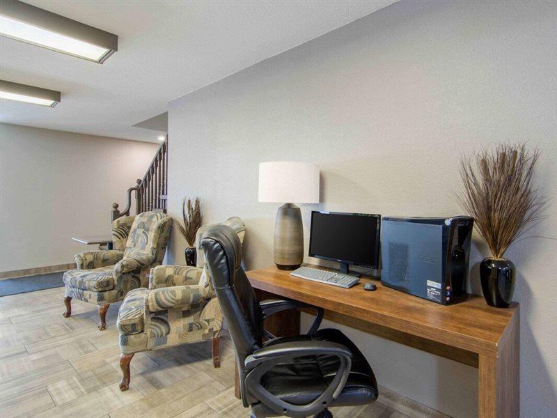 Econo Lodge Реджайна Екстер'єр фото