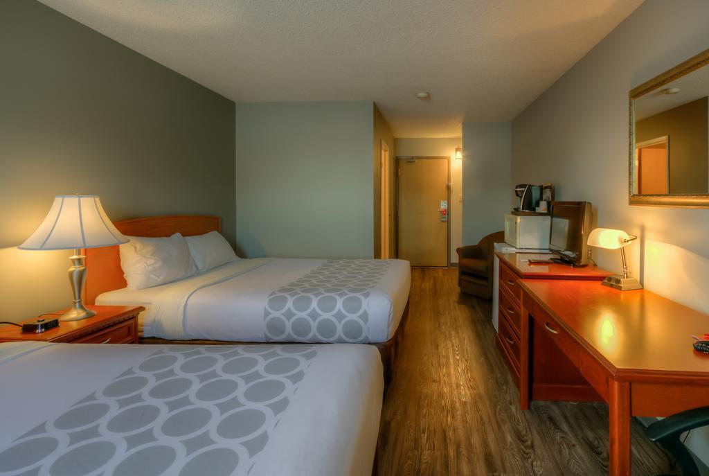 Econo Lodge Реджайна Екстер'єр фото